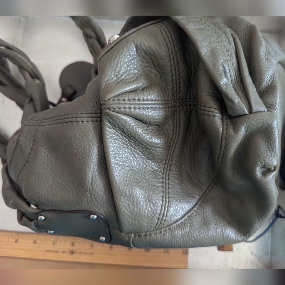 🫒 B.Makowsky Olive Green Leather Slouch Bag Trending Leopard Inside - Picture 8 of 15